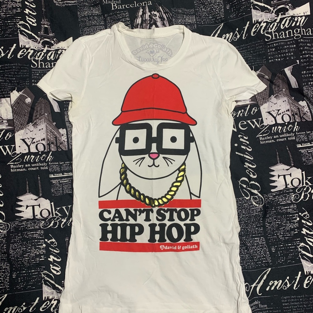 David and Goliath hip hop bunny tee size medium
